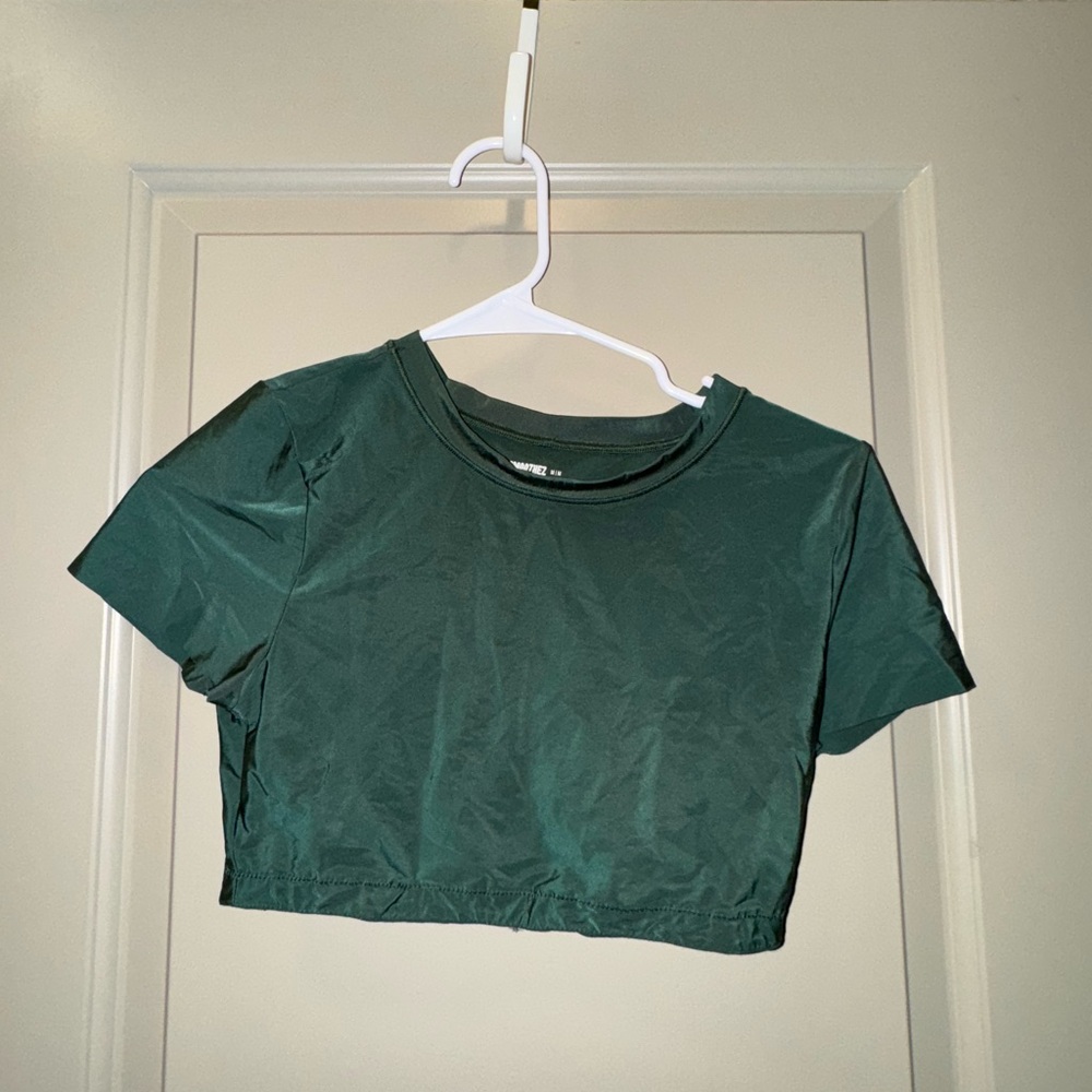 Aerie Green stretchy crop top